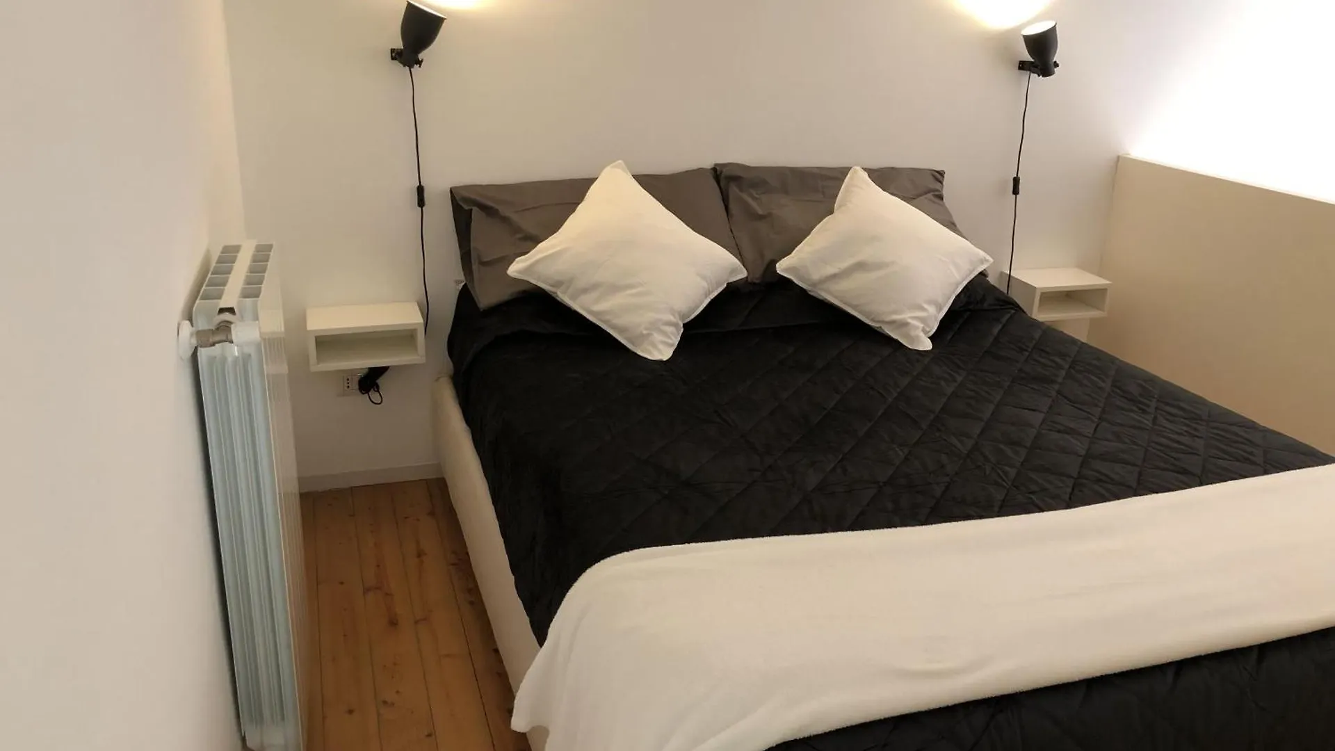 Lägenhet Db Exclusive Home Palermo